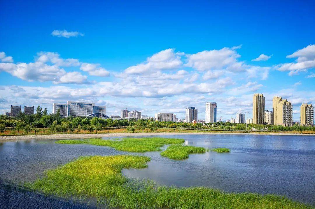 通辽盛会，嘉宾云集，观众热情如火