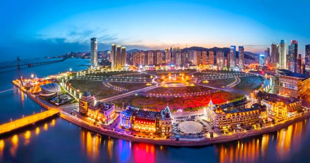 探索大连，海滨城市魅力无限🌊🌟